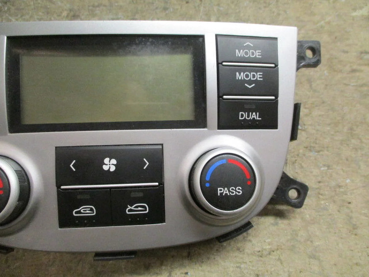 2007-2010 Hyundai Santa Fe Automatic Climate AC Heater Control Y761861