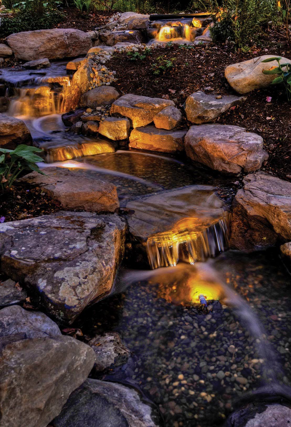 3-Pack Warm White LED Pond Light D596