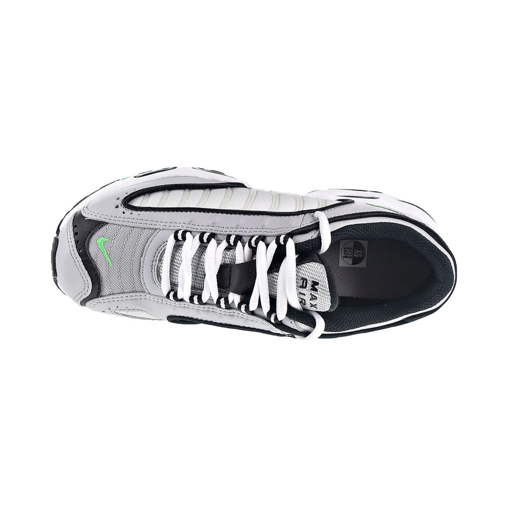 Wolf Grey White Black Green Spark Big Kids' Shoes T281411