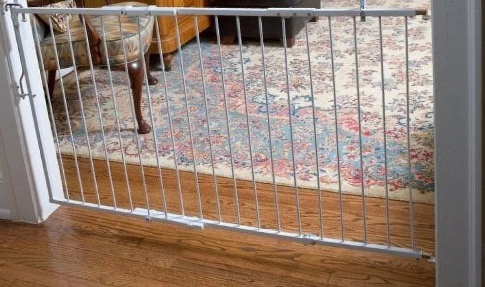 White Pet Safety Gate 26.5" to 41.5" Wide x 29.5" Tall N943