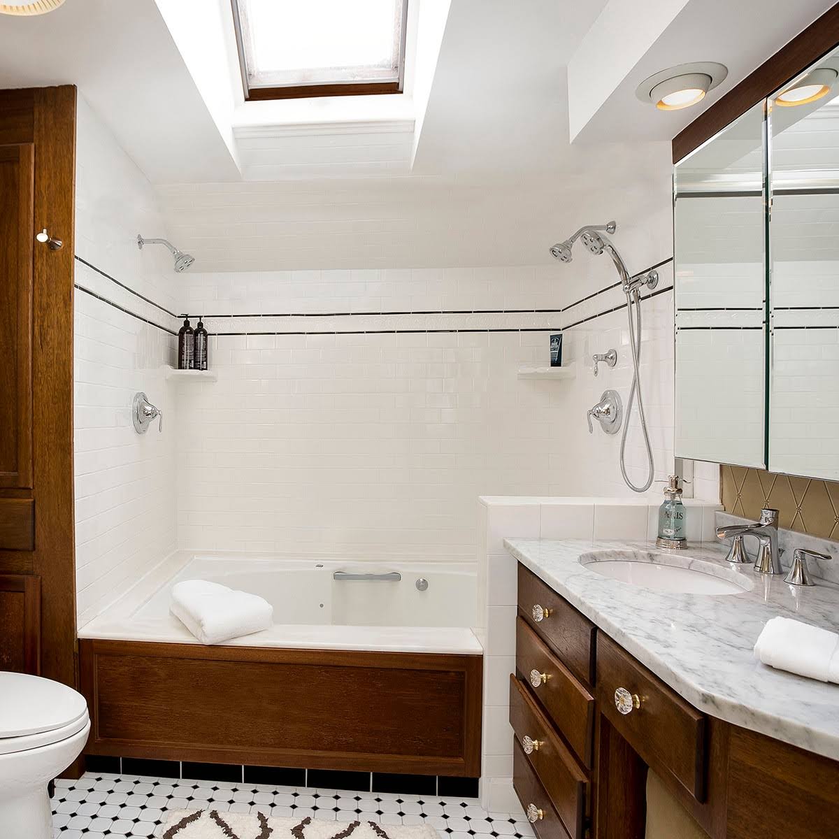 Polished Chrome Shower and Tub Combination I171855