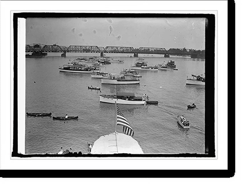 Framed Print 17-7/8" x 21-7/8" G388385