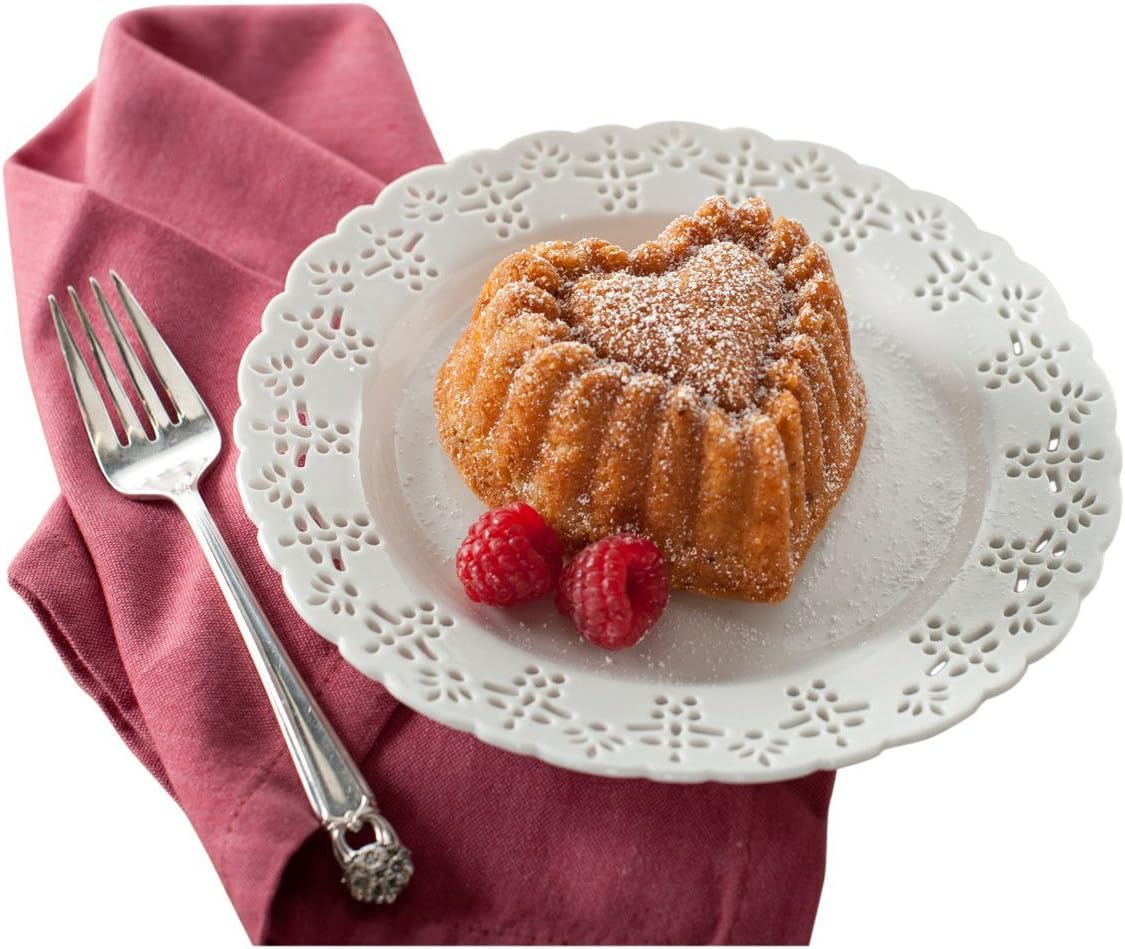 Metallic Heart Cakelet Pan B846