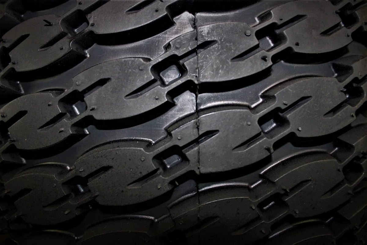 22x9.50-10 4 Ply Turf Tires Set of 2 B3021
