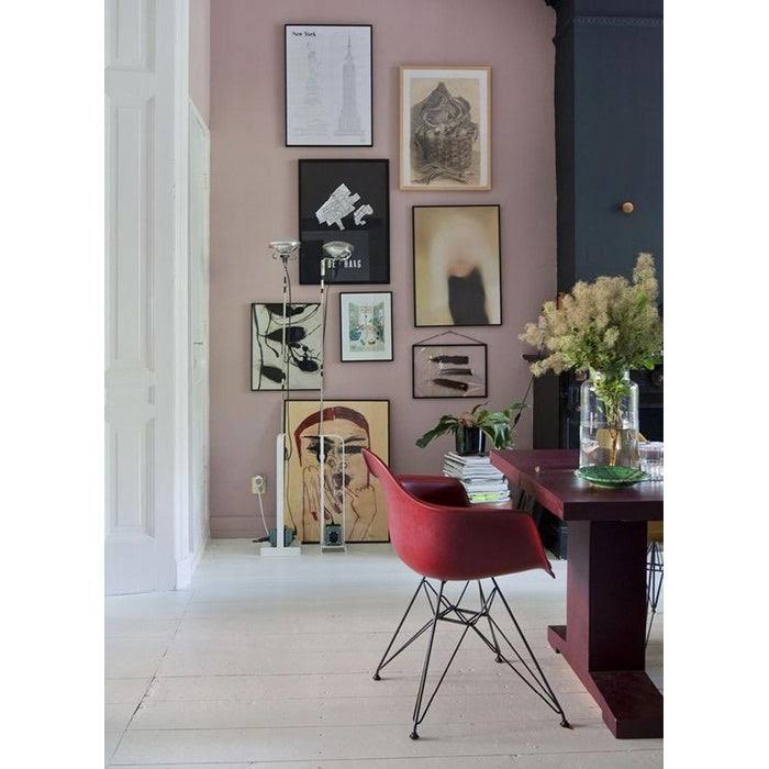 Clear Plastic Armchair with Black Wire Legs Z53920