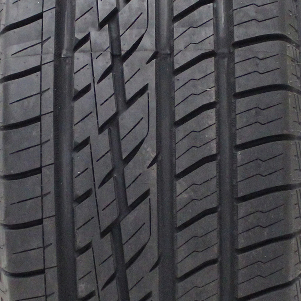 All Season 265/60R18 114T XL Light Truck Tire D819