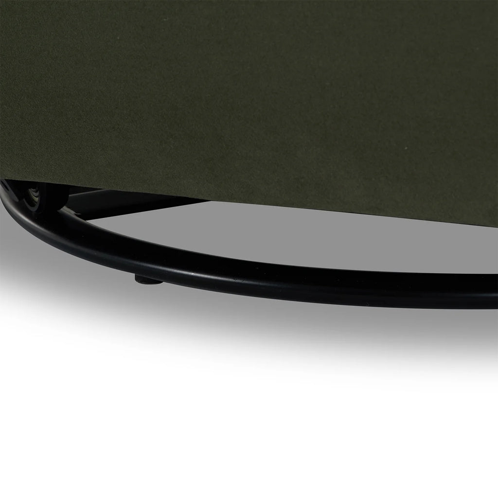 Curved Swivel Chair O6061