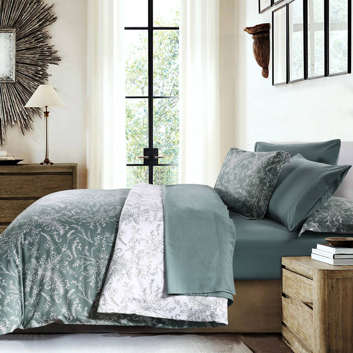 King / California King Black Reversible Floral Duvet and Sham Set V66945